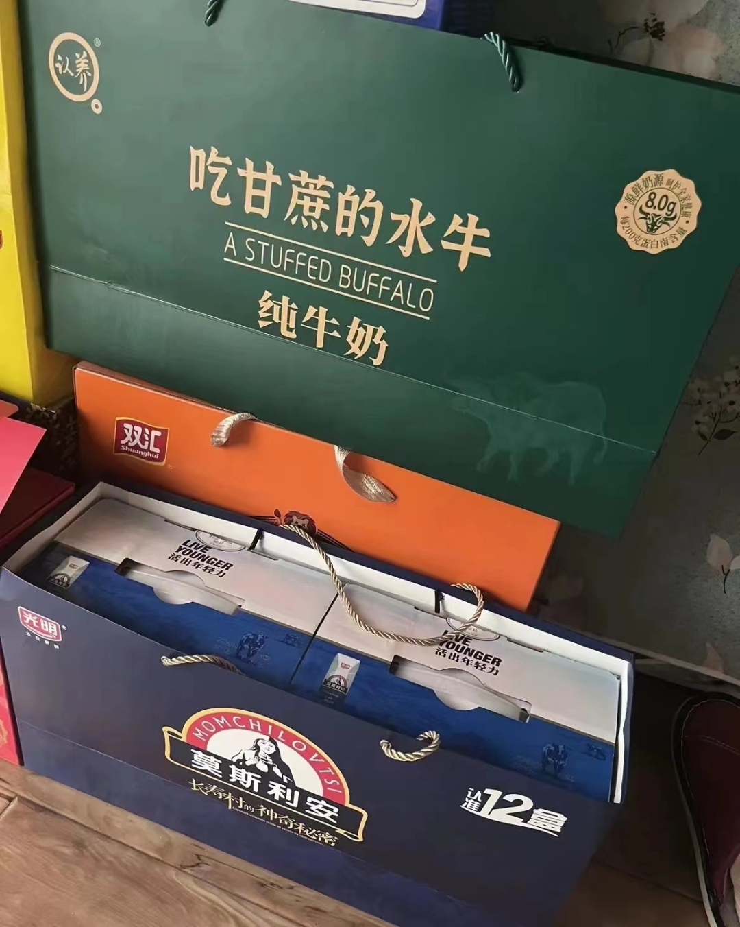 河南礼盒风波:一提奶引发的"全省受骗"大揭秘_手提袋_消费者_销售