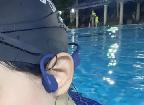 「不交智商税」2024三款游泳耳机测评,南卡、韶音、墨觉谁是王者？