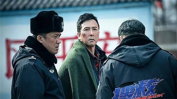 张宏威塑造了很多警察的角色如《东北往事》的严春秋