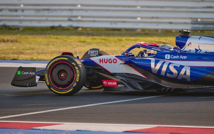 f1新赛季来了——巴林季前测试赛开启!_赛车_调整_赛道