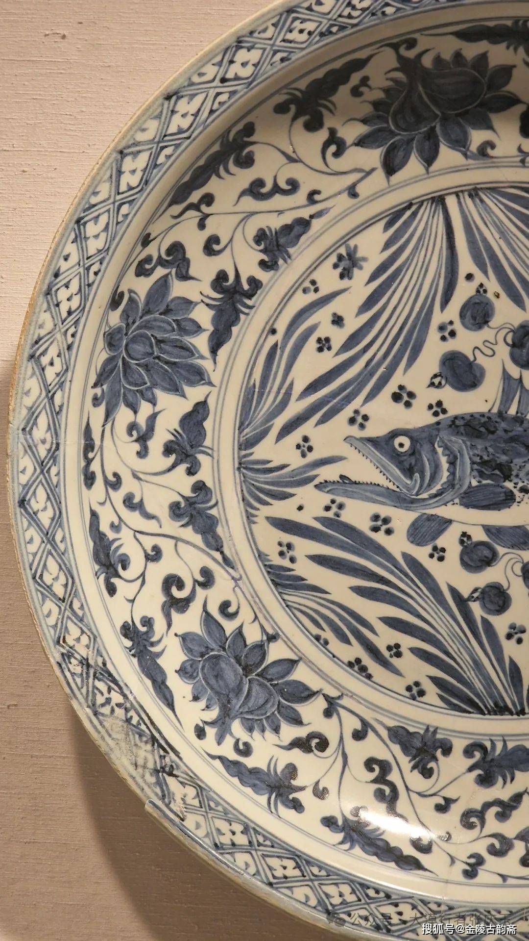 鉴赏元青花纹饰正面_文章_斑点_自然