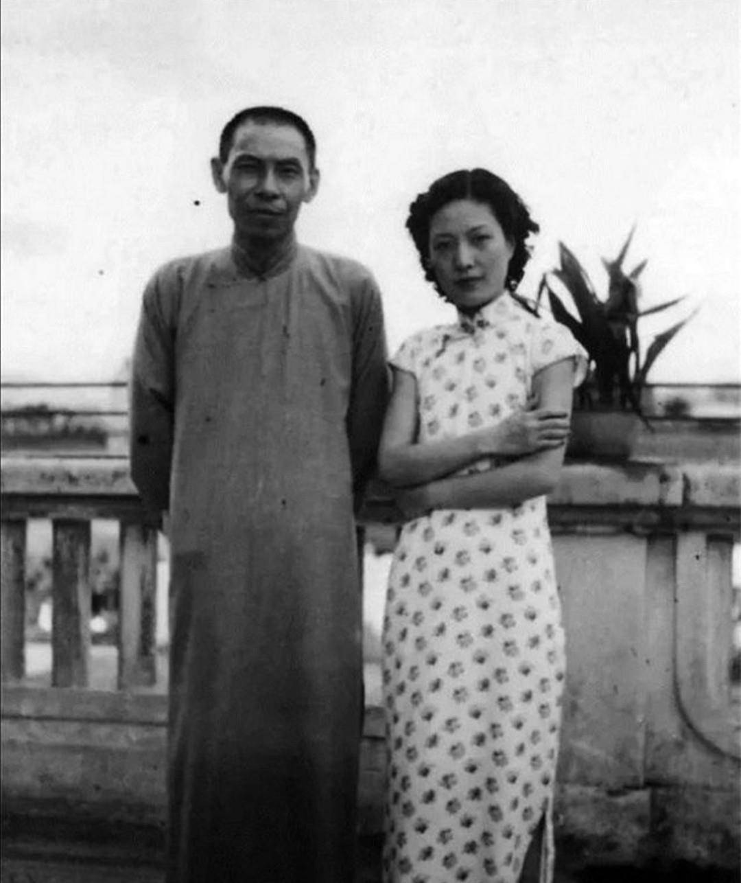 老照片,32岁的林徽因风华正茂,图七在山林中厮守半生的赵一荻_张学良