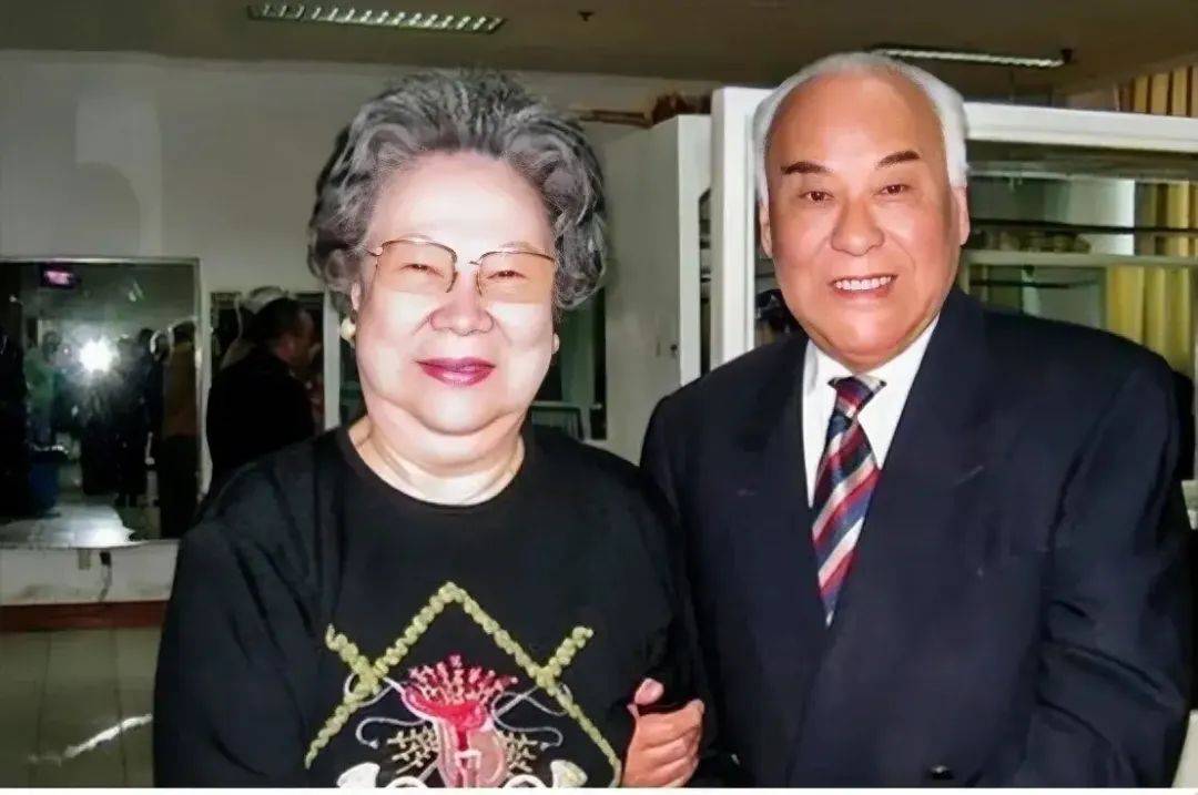 发誓永不回国,对丈夫说:在美国刷盘子都比国内赚得多_齐淑芳_梦想