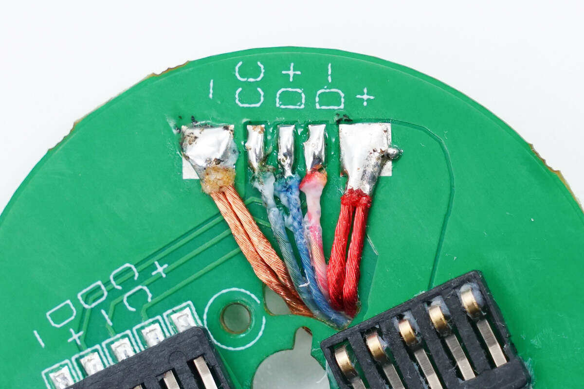 内置华源智信hyc3606合封氮化镓芯片,罗马仕35w自带线氮化镓充电器