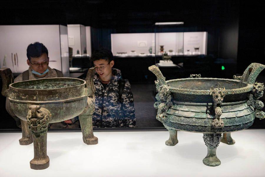 上海博物馆东馆试开放,眼尖的观众找到了"镇馆之宝"_青铜_文物_展厅