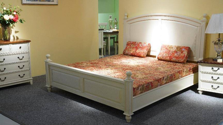 中佰康床垫：健康睡眠，献给父母的时代关怀