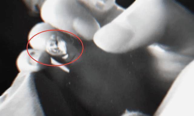 赵今麦晒日常,做了美甲还带水钻,成为新晋"国民妹妹"好开心_人缘_恋情