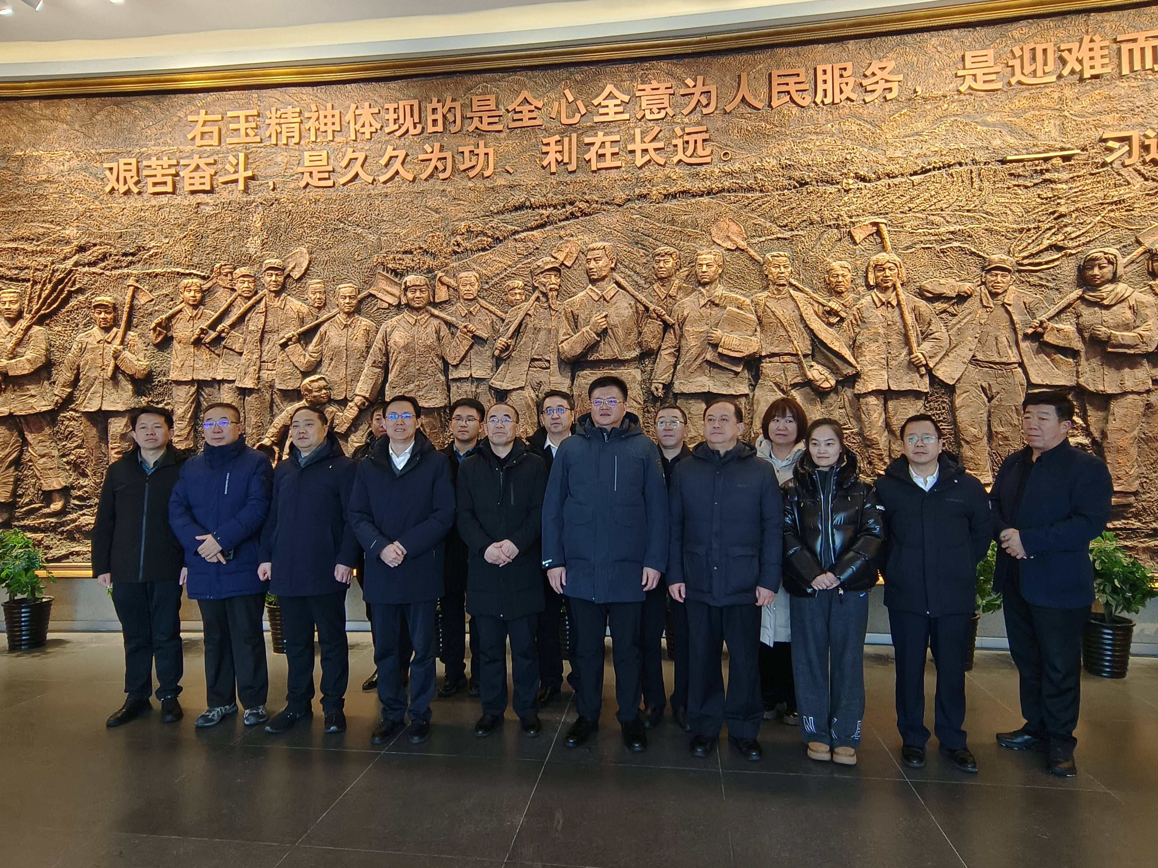 右玉初捷,造国寿之林"公益活动,出资10万元,发动2000名干部业务员共同