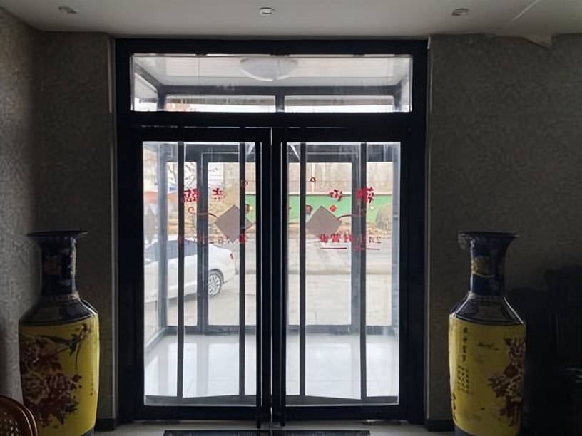 中英文学校地址:白沟新城兴胜大街中段东侧存在主要问题:1,宿舍楼