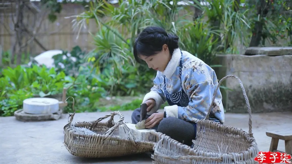 传播传统文化的先行者李子柒,守护千年智慧结晶,期待百花齐放