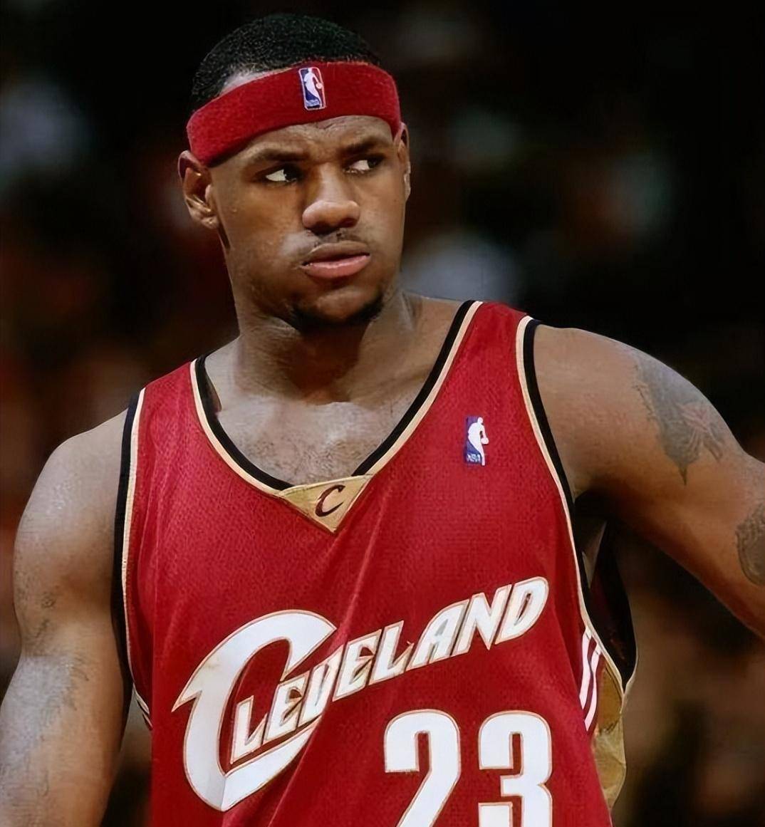 盘点nba七大奖项最年轻得主:勒布朗詹姆斯上榜,罗斯可惜