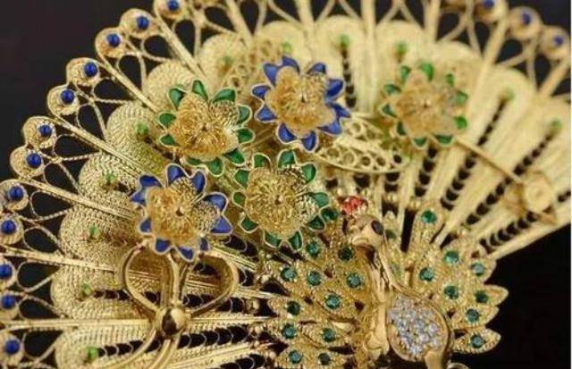 07毫米金丝做奢侈品,47年从不重复,一件售价数十万_工艺_花丝_杜建毅