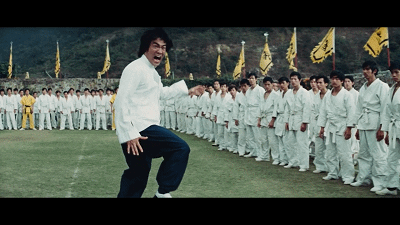 成龙,洪金宝都在里面跑龙套,李小龙的《龙争虎斗》有多经典?