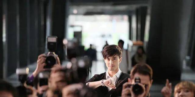 "帝君"高伟光,中戏最老的男模,凭"鹧鸪哨"再续神话_角色_杨幂_幸运