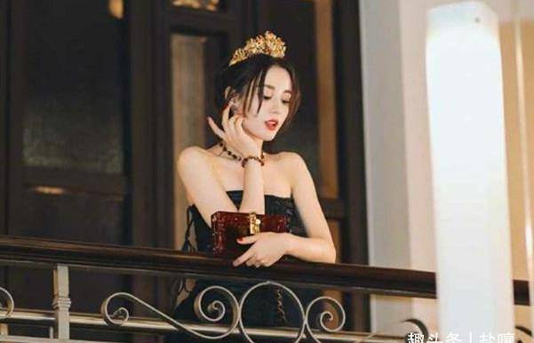 迪丽热巴住了9年酒店,被问为什么不买房,11字理由让人无法反驳_比拟