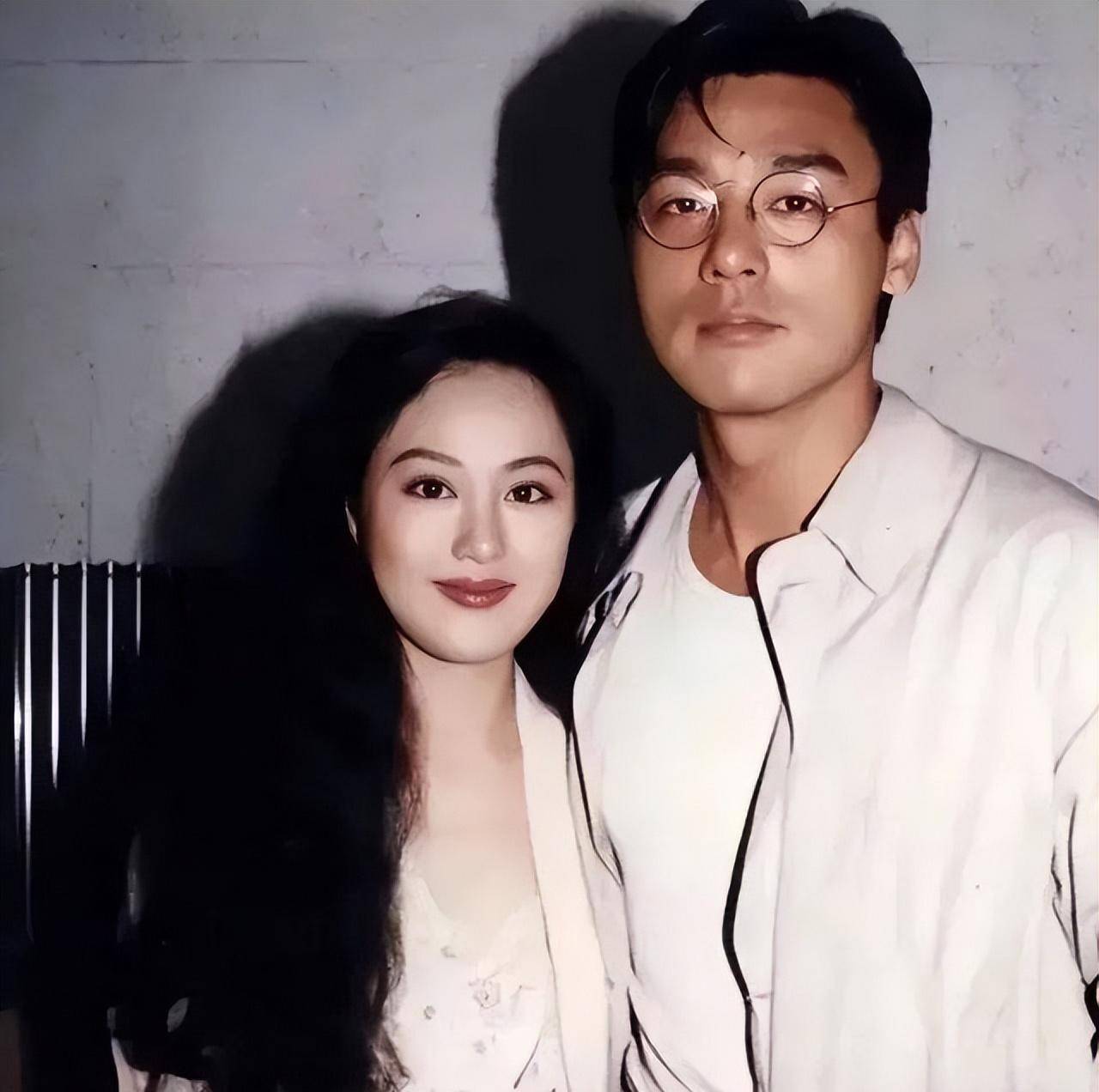 潘粤明被董洁毁了家庭事业和名声,有人比他更惨_钟镇涛_章小_婚姻