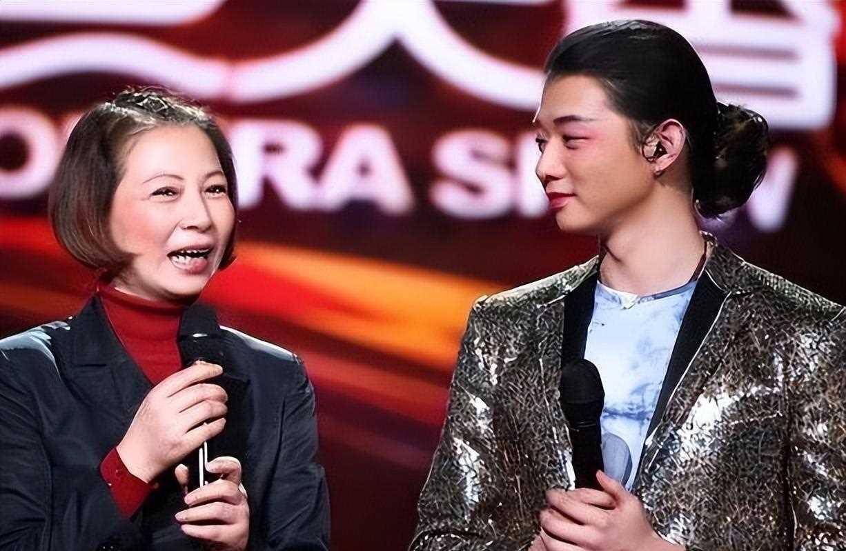 33岁的霍尊终究是过不了美人关_感情纠葛_陈露_爱情