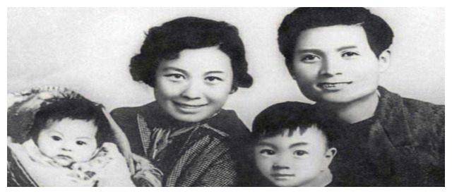 她被丈夫狠心抛弃,却终觅真爱,生活终于有梦幻一角._严凤英_感情_甘律