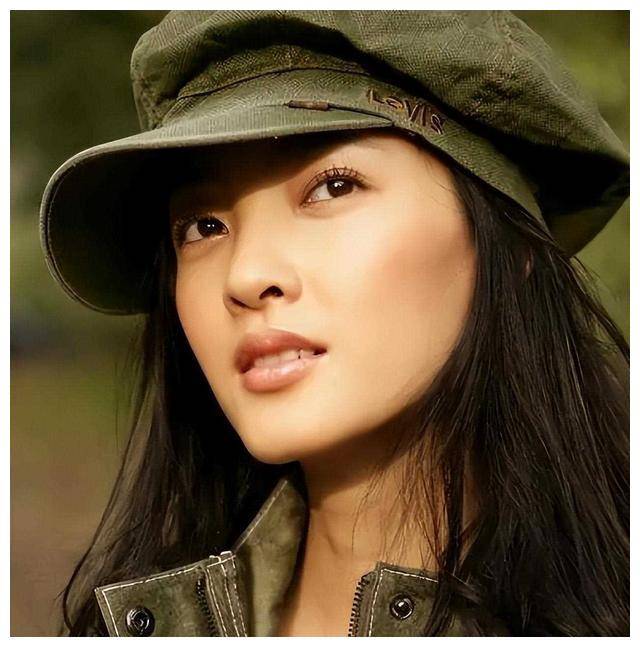 这6位素颜女神,别人卸妆如此,她们无需遮挡,化不化妆皆天然.