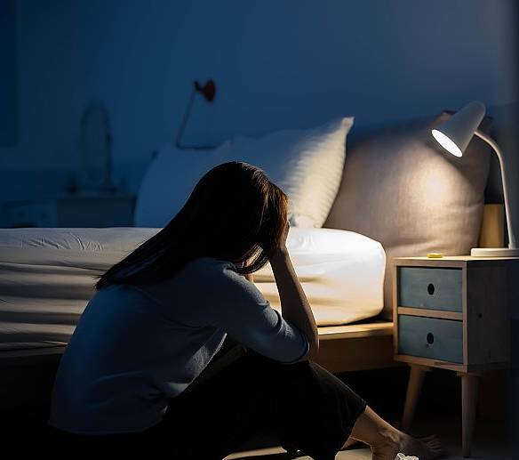 不仅如此,长期的失眠还会使身体充满疲惫感,降低抵抗力.