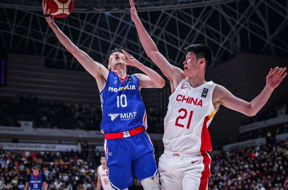 中国男篮亚预赛赢得开门红