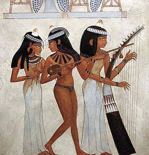 还会将自己多余的土地租给其他的耕种者:"耕种者帕卡蒙……泰赫茹如