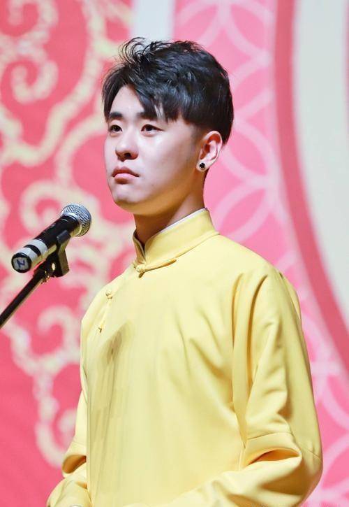 这一次郭德纲也"救"不了,32岁的张云雷_王惠_相声_因为