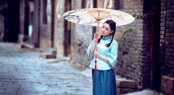 潘小璜:曾被无数男子追求,日收千封情书,百年后发