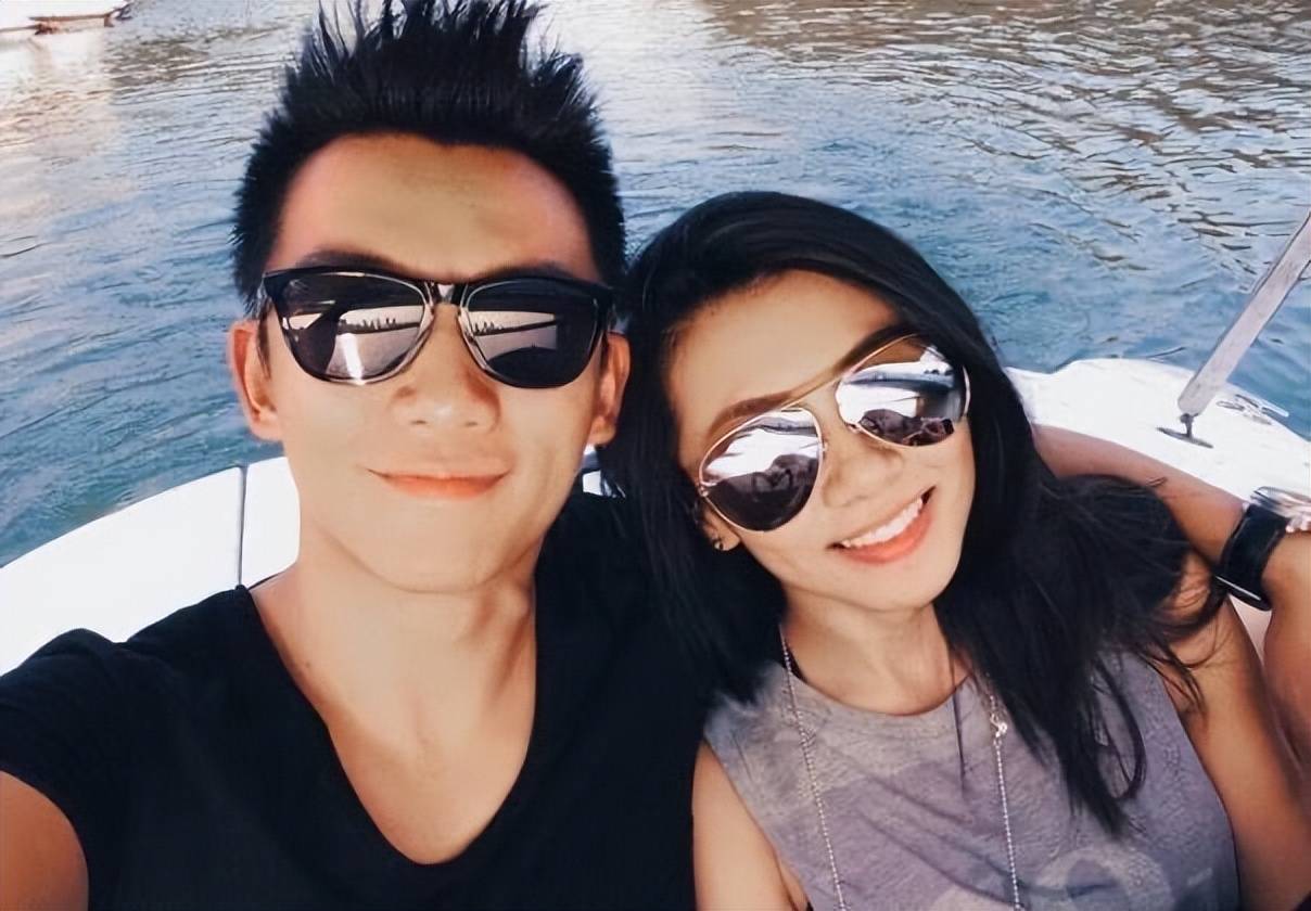 郑恺,舍弃白富美,钟情"小家碧玉"的苗苗,婚姻中选对人很重要_程晓玥