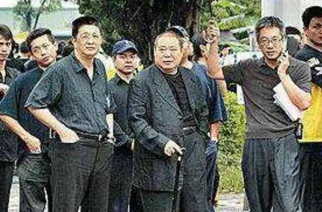 "竹联帮"帮主叱咤台湾,儿子15岁坐牢75年,花光家产也无法保释_黄少岑