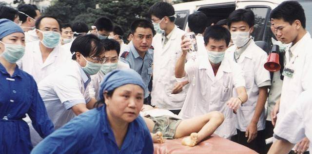 2002年,陈正平向烧饼投毒,造成500多人中毒42人死亡,所为何?_陈宗武_