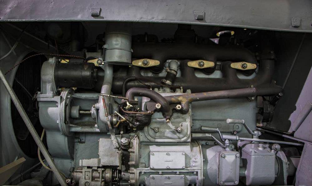 并进行一些改进成为k-50发动机,曾经创造过连续工作500小时无故障,无