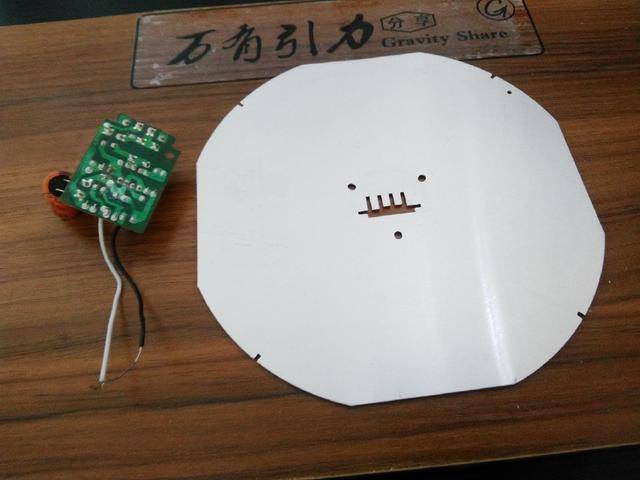拆开内部才知道,日常使用的led灯里面原来长这样_cn_www_节能灯
