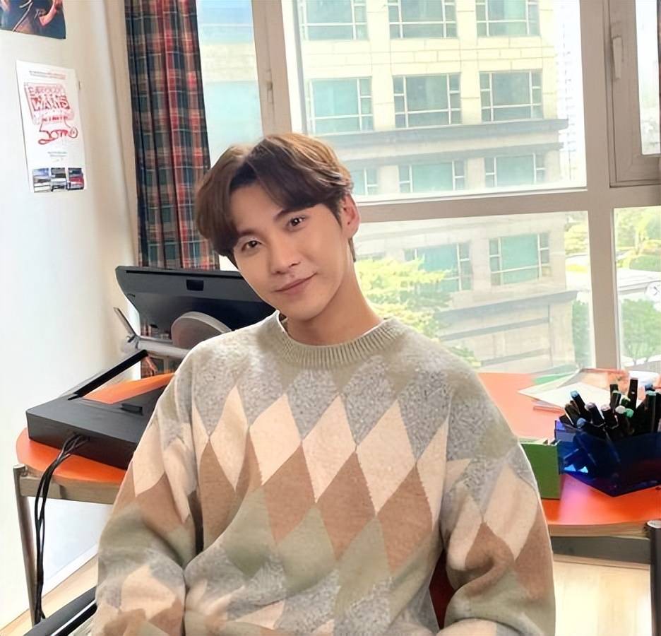 「为妻引退」婚后住美国,ftisland前成员宋承炫爆6月结婚!