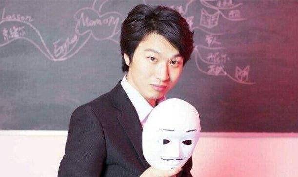 俗话说师父领进门修行在个人,郑才千的超强记忆力并不都是依赖于他的