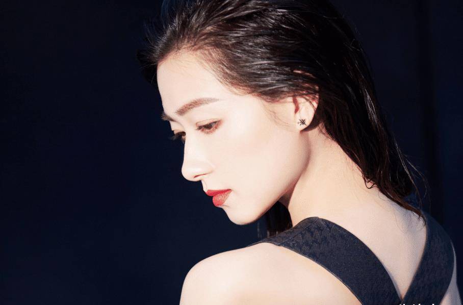 万茜这个演员长得漂亮,可塑性也挺强,但是没有什么特质_姐姐_原因