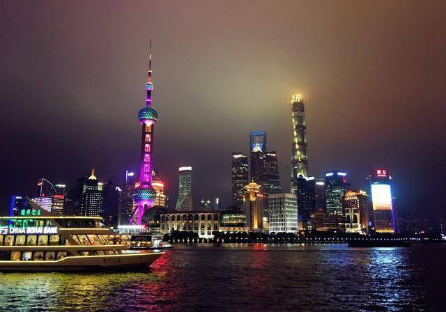 小学生的绿领巾成我眼中的景点,这事只有我不知道吗_东方明珠_旅行