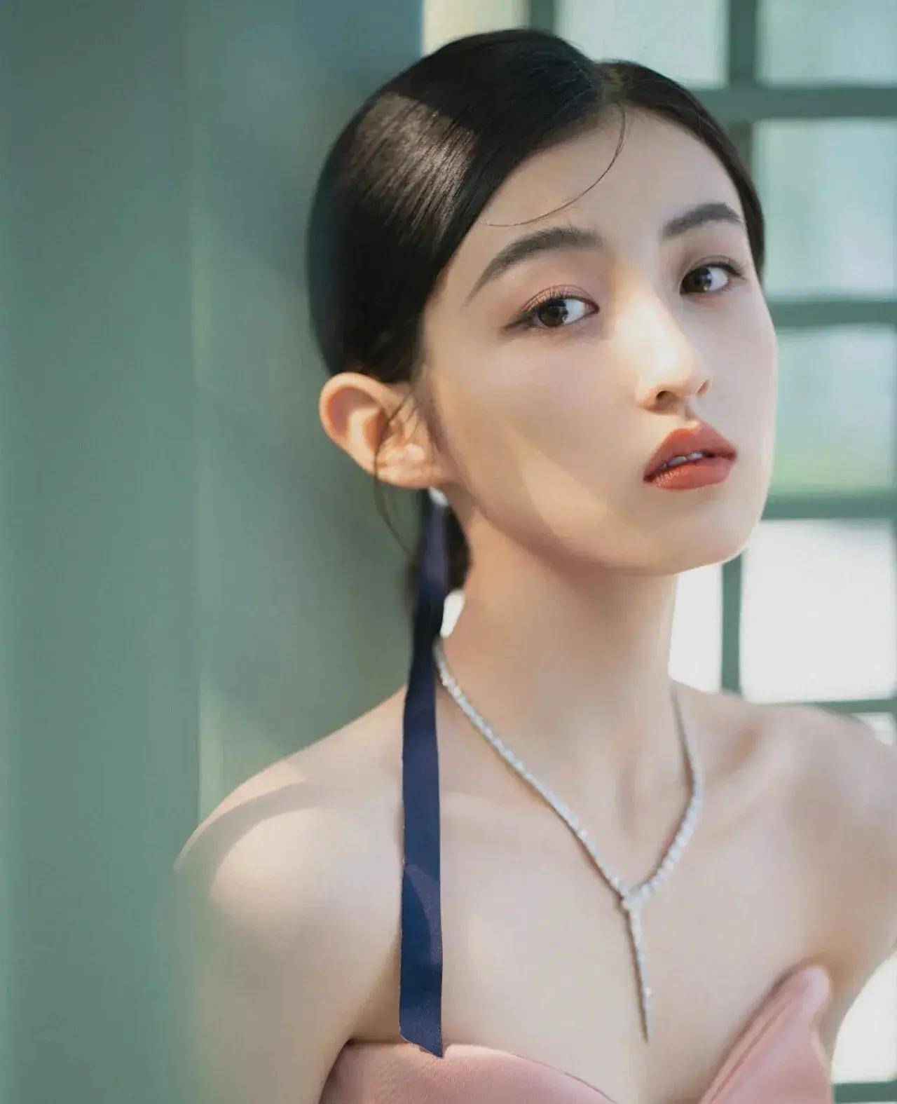 王俊凯与张子枫:电影番位争议背后的思考_问题_作品_实力