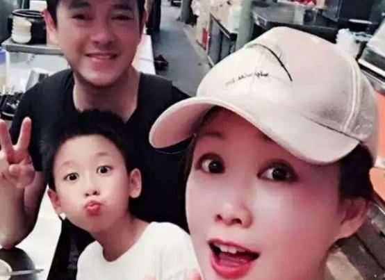 港姐季军梁小冰:戏外续写祝英台和马文才虐恋,结婚20年0绯闻_陈嘉