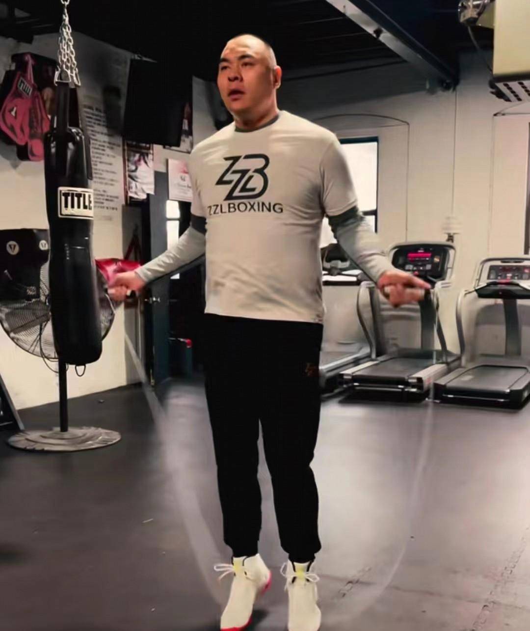 《拳台》杂志重点报道张志磊,披露打掉教练一颗牙齿_帕克_乔治_训练