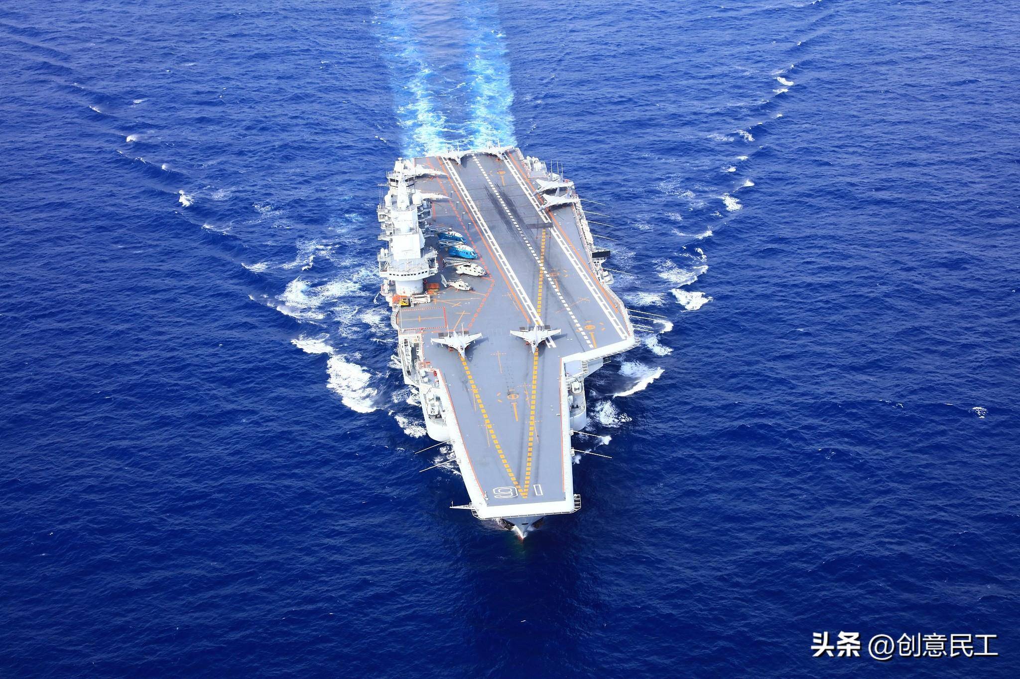 牛气80后,25岁造航母,32岁任总设计师,堪称"国宝级天才"!