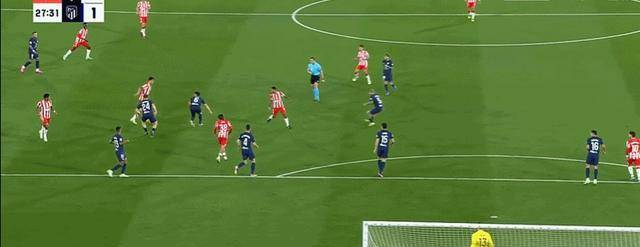 罗梅罗本场比赛的发挥堪称天神下凡.