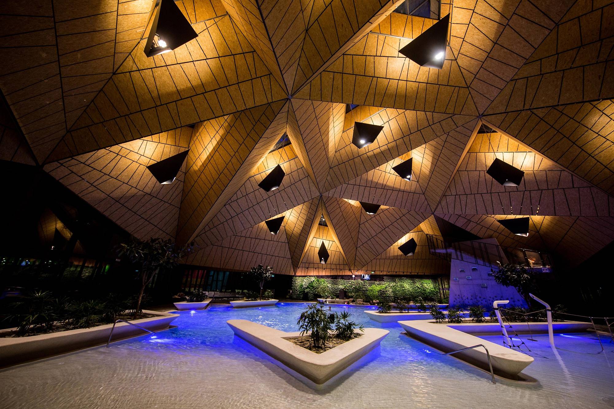 攻略| 情侣在斯洛文尼亚的浪漫之旅_中心_水疗_山谷