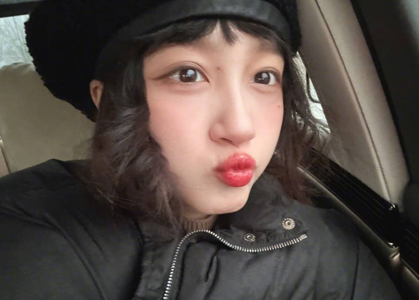 关晓彤好像手办娃娃_观众_头发_天赋