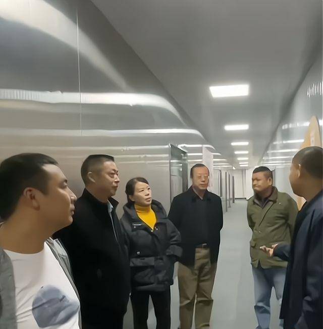 这次姚爸带她来了个神秘的地方_姚师兵_事情_夫妻