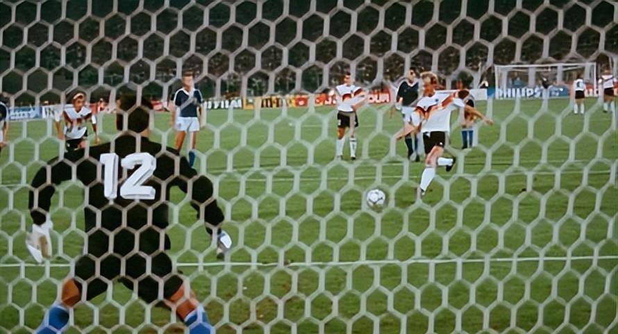 帮助西德队夺得世界杯冠军的进球者安德烈亚斯·布雷默