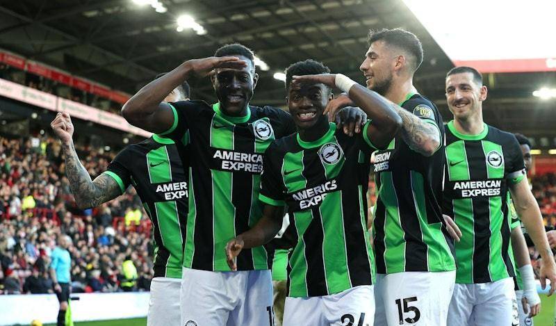 蓝军从主帅,教练团队到球员,都换过新一批,今季表现未见大幅改进.