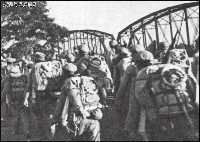 中国人民志愿军进入朝鲜时,正值以美国为首的"联合国军"大举北犯,幻想