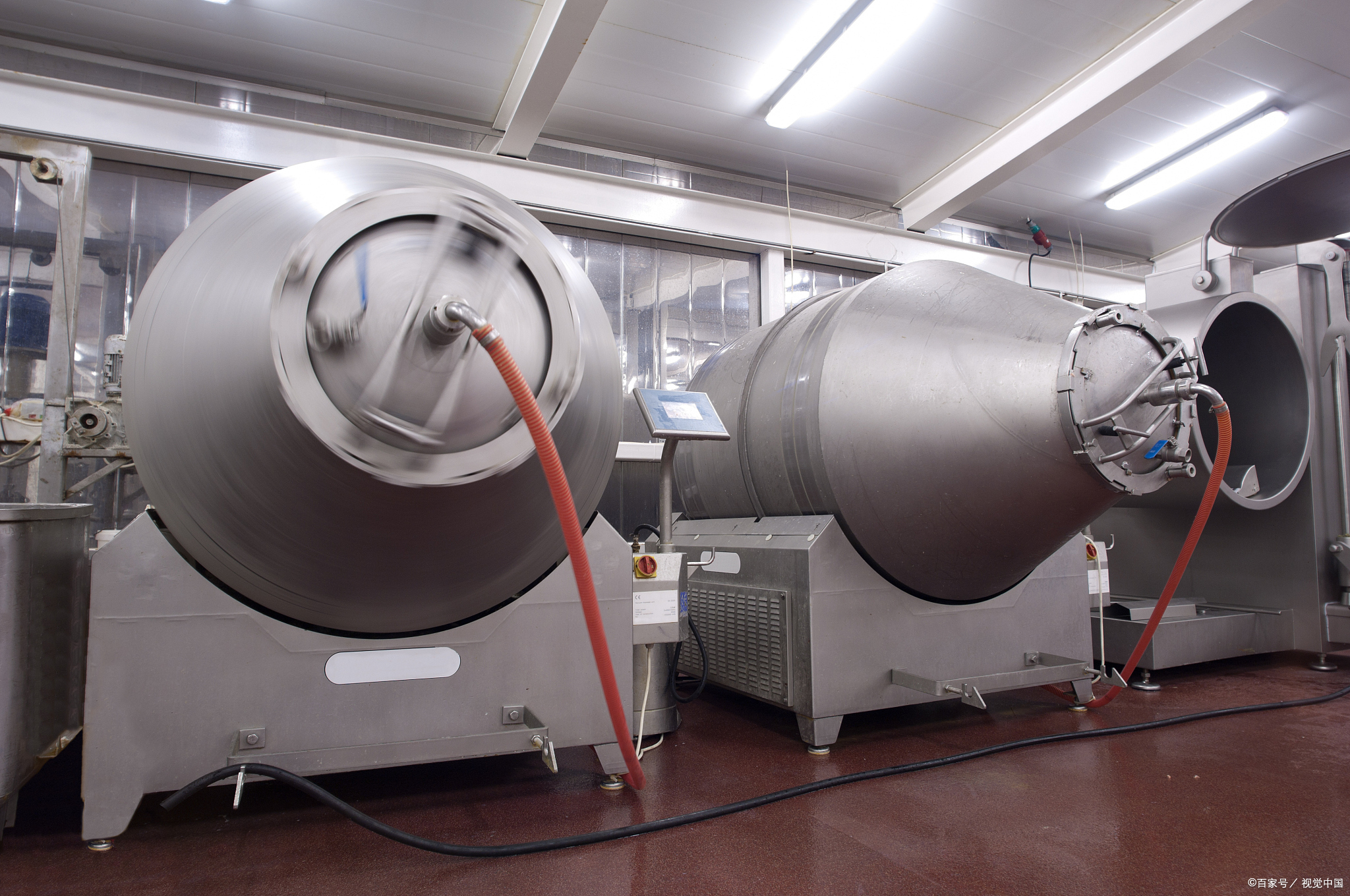 双锥真空干燥机控温,锂电干燥模温机工作原理_物料_进行_冷却