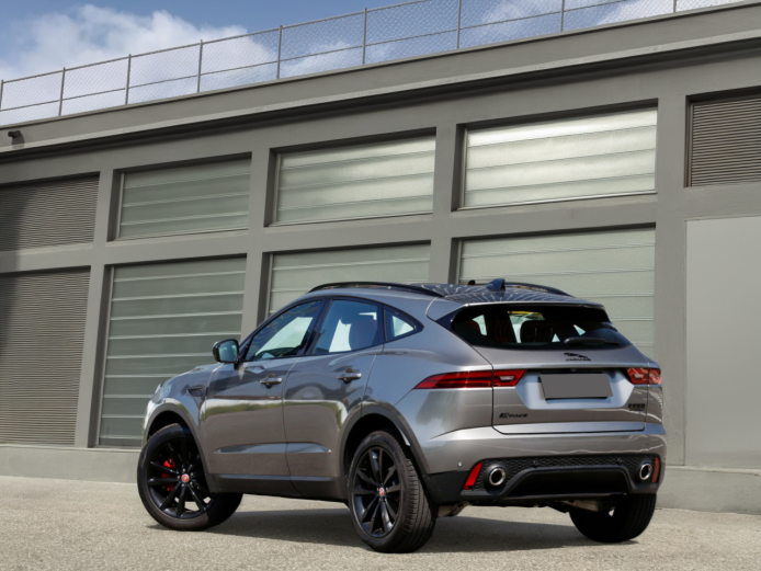 表现出色的捷豹e-pace,堪称行业内的佼佼者_搜狐汽车_搜狐网